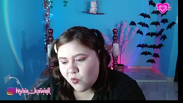 Snapshot of Nyaa_kawaii chatting on 11-23-25, 06:41 Nyaa kawaii online show from 11-23-25, 06:41