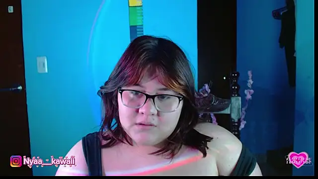 Snapshot of Nyaa_kawaii chatting on 12-19-25, 06:31 Nyaa kawaii online show from 12-19-25, 06:31