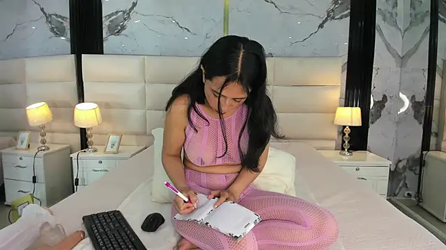 Lucy Vegas online show from 02-12-26, 01:50