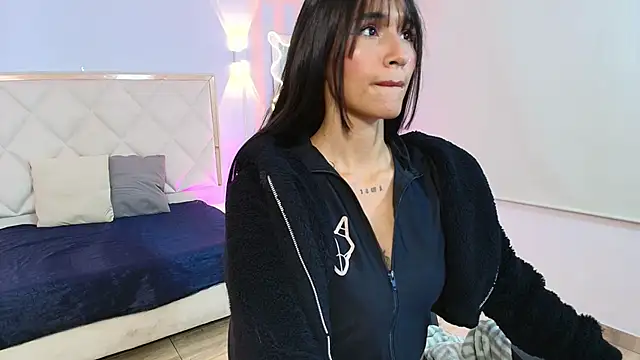 Ariannaa tay online show from 11-18-25, 11:36