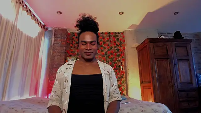 LaGoldenBitch online show from 01-11-26, 02:00