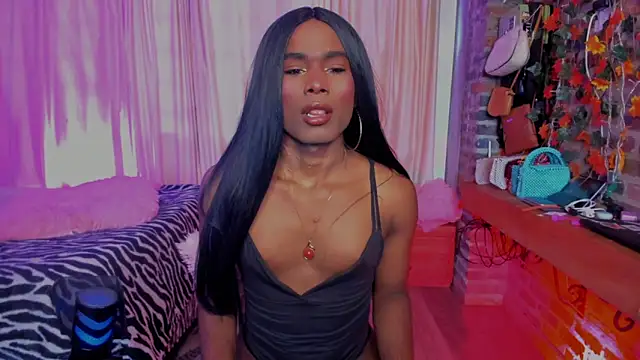 LaGoldenBitch online show from 03-22-26, 06:11