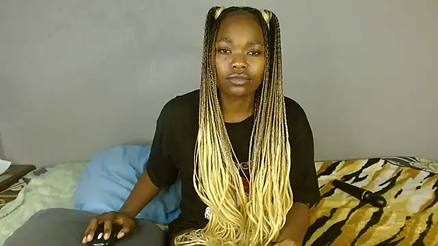 Monal1sah online show from 12-14-25, 05:40