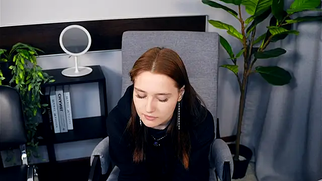 Snapshot of IsaParadiso chatting on 11-13-25, 08:35 IsaParadiso online show from 11-13-25, 08:35