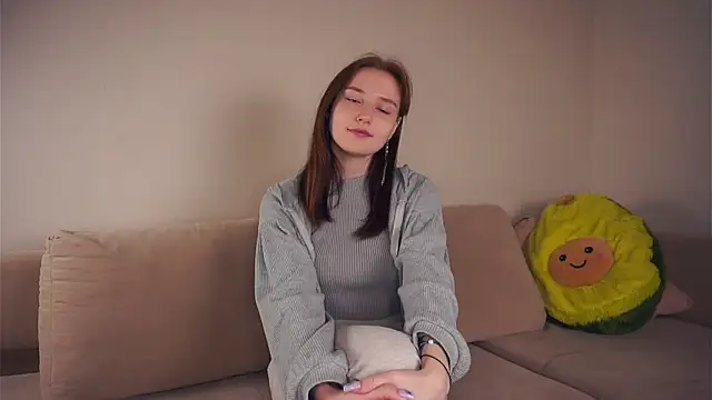 Snapshot of IsaParadiso chatting on 11-17-25, 06:57 IsaParadiso online show from 11-17-25, 06:57