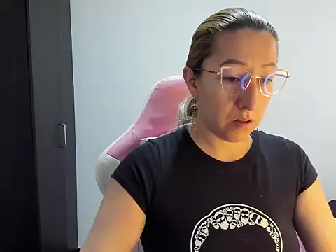 chrystal sl852 online show from 02-17-26, 12:34