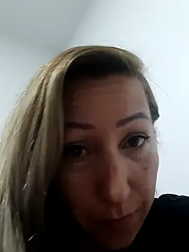 chrystal sl852 online show from 02-22-26, 04:02