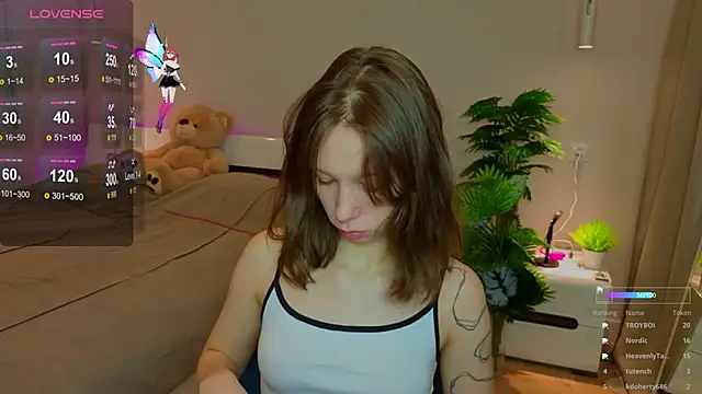 LilyPoetry  online show from 12-03-25, 11:19