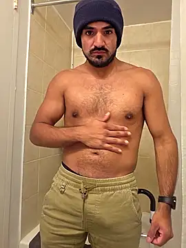 piggylatino online show from 11-25-25, 08:20