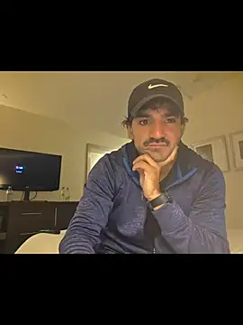 piggylatino online show from 12-16-25, 05:18