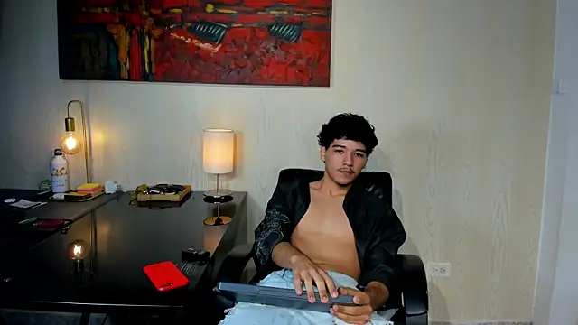 Snapshot of tiven-prince chatting on 11-13-25, 03:33 tiven-prince online show from 11-13-25, 03:33