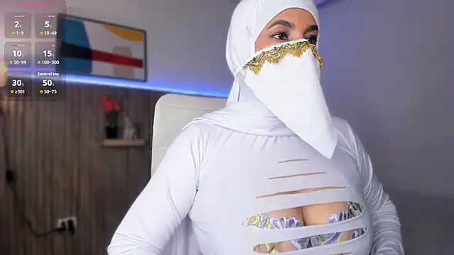 Hannaa Dolly online show from 11-27-25, 02:46