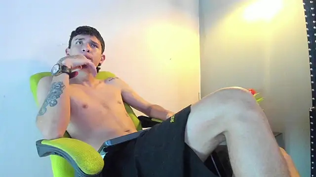 Xanderr owen2 online show from 01-08-26, 07:27