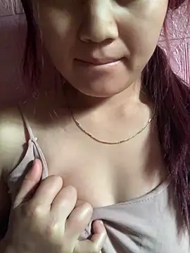 Snapshot of Winnie-sexy chatting on 02-23-26, 05:27 Winnie-sexy online show from 02-23-26, 05:27