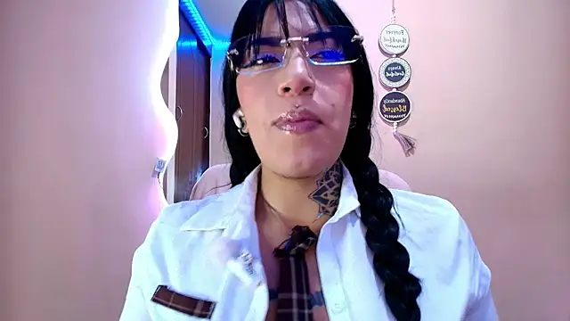 Snapshot of catte_jensen chatting on 07-04-26, 03:24 catte jensen online show from 07-04-26, 03:24