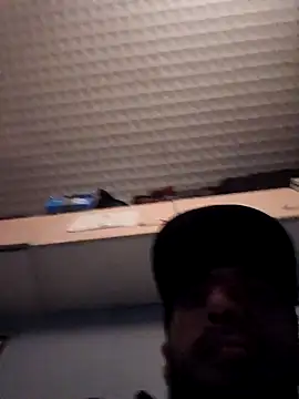 hotguy71000 online show from 03-02-26, 11:33