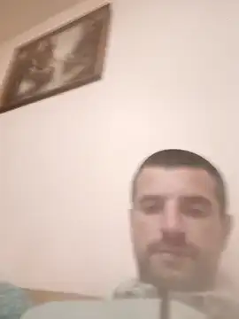 Snapshot of TwardyKierowca chatting on 11-13-25, 09:47 TwardyKierowca online show from 11-13-25, 09:47