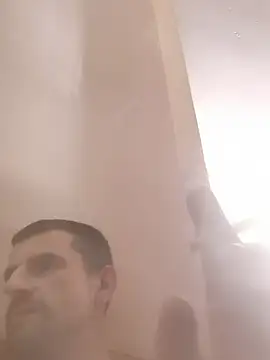 Snapshot of TwardyKierowca chatting on 11-23-25, 02:00 TwardyKierowca online show from 11-23-25, 02:00