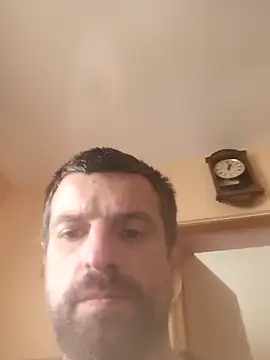 TwardyKierowca online show from 04-21-26, 02:12