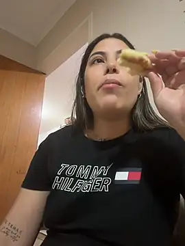 Anna Bitch Disgusting online show from 04-18-26, 09:13