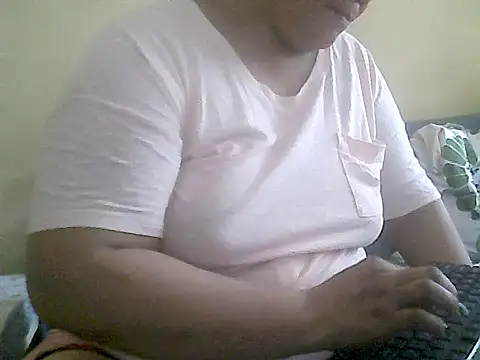 loriepinay46 online show from 04-04-26, 06:11