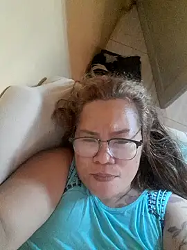 loriepinay46 online show from 06-19-26, 10:35