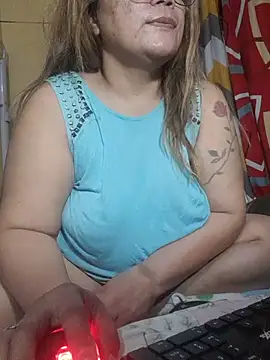 loriepinay46 online show from 07-28-26, 08:52
