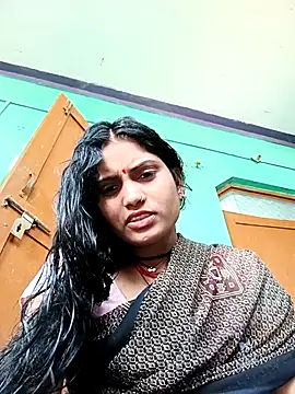 Pushpa hotty online show from 04-12-26, 03:00