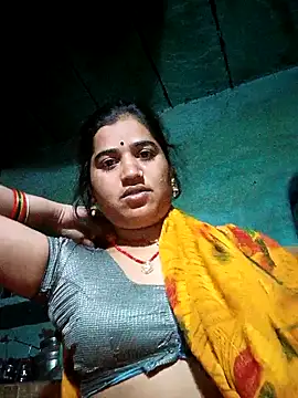 Hot kamla online show from 03-18-26, 11:30