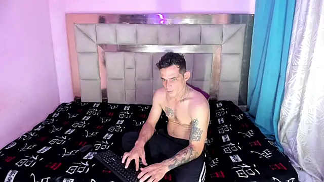 Sexybigjefffx online show from 12-04-25, 09:01