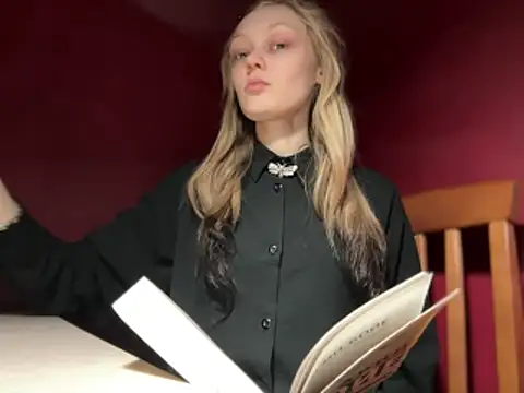 moonlight fiend online show from 12-22-25, 11:18