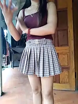 gugu0022 online show from 06-18-26, 12:33