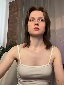 Shy Vivi online show from 06-07-26, 01:15
