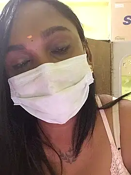 Dharshini98 online show from 01-14-26, 01:44