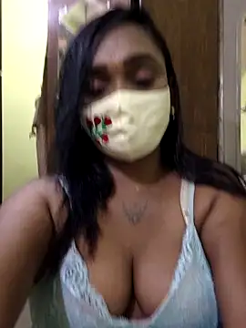 Dharshini98 online show from 04-22-26, 12:18