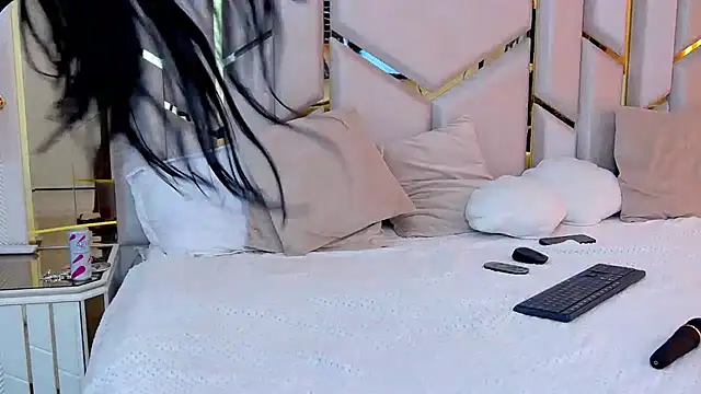 AnabelleWesst online show from 04-11-26, 05:34