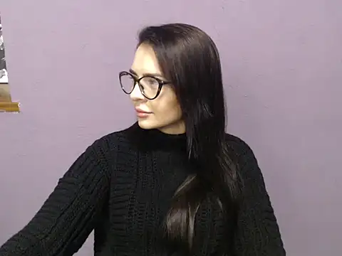 divina kira online show from 11-25-25, 08:03