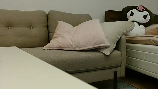 Snapshot of yumichan99 chatting on 11-17-25, 12:33 yumichan99 online show from 11-17-25, 12:33