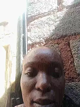 Beverlygurlx6 online show from 02-09-26, 07:34