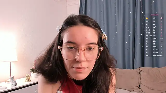 ShelaMailo online show from 11-25-25, 06:08