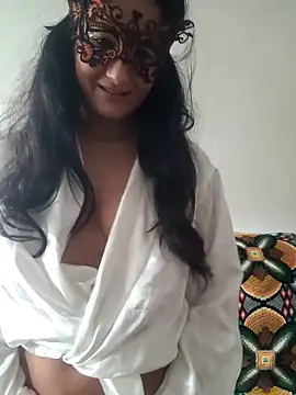 cameleonix18 online show from 11-19-25, 08:03