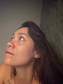 Snapshot of carolsapequinha chatting on 06-20-26, 11:46 carolsapequinha online show from 06-20-26, 11:46