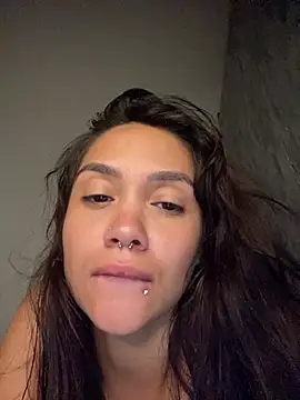 Snapshot of carolsapequinha chatting on 06-25-26, 04:45 carolsapequinha online show from 06-25-26, 04:45