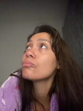 Snapshot of carolsapequinha chatting on 06-26-26, 05:39 carolsapequinha online show from 06-26-26, 05:39