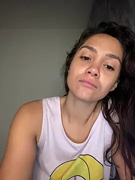 Snapshot of carolsapequinha chatting on 06-28-26, 10:21 carolsapequinha online show from 06-28-26, 10:21