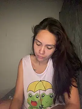Snapshot of carolsapequinha chatting on 07-05-26, 04:30 carolsapequinha online show from 07-05-26, 04:30