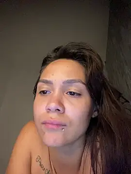 Snapshot of carolsapequinha chatting on 07-08-26, 03:44 carolsapequinha online show from 07-08-26, 03:44