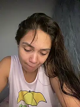Snapshot of carolsapequinha chatting on 07-23-26, 01:20 carolsapequinha online show from 07-23-26, 01:20