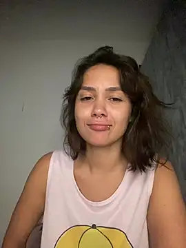 Snapshot of carolsapequinha chatting on 07-28-26, 01:43 carolsapequinha online show from 07-28-26, 01:43