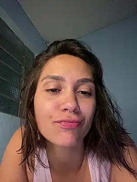 Snapshot of carolsapequinha chatting on 08-09-26, 04:50 carolsapequinha online show from 08-09-26, 04:50
